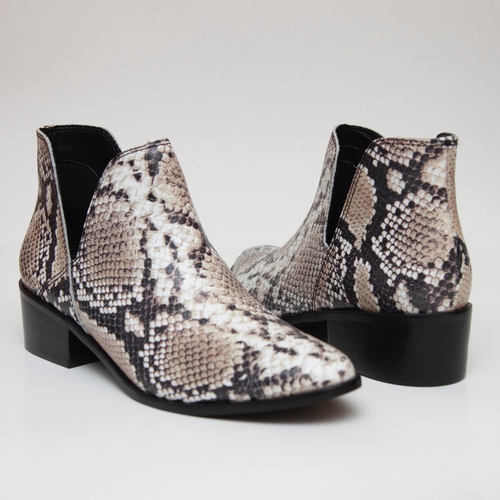 Kaanas Como Open Ankle Booties - image 1